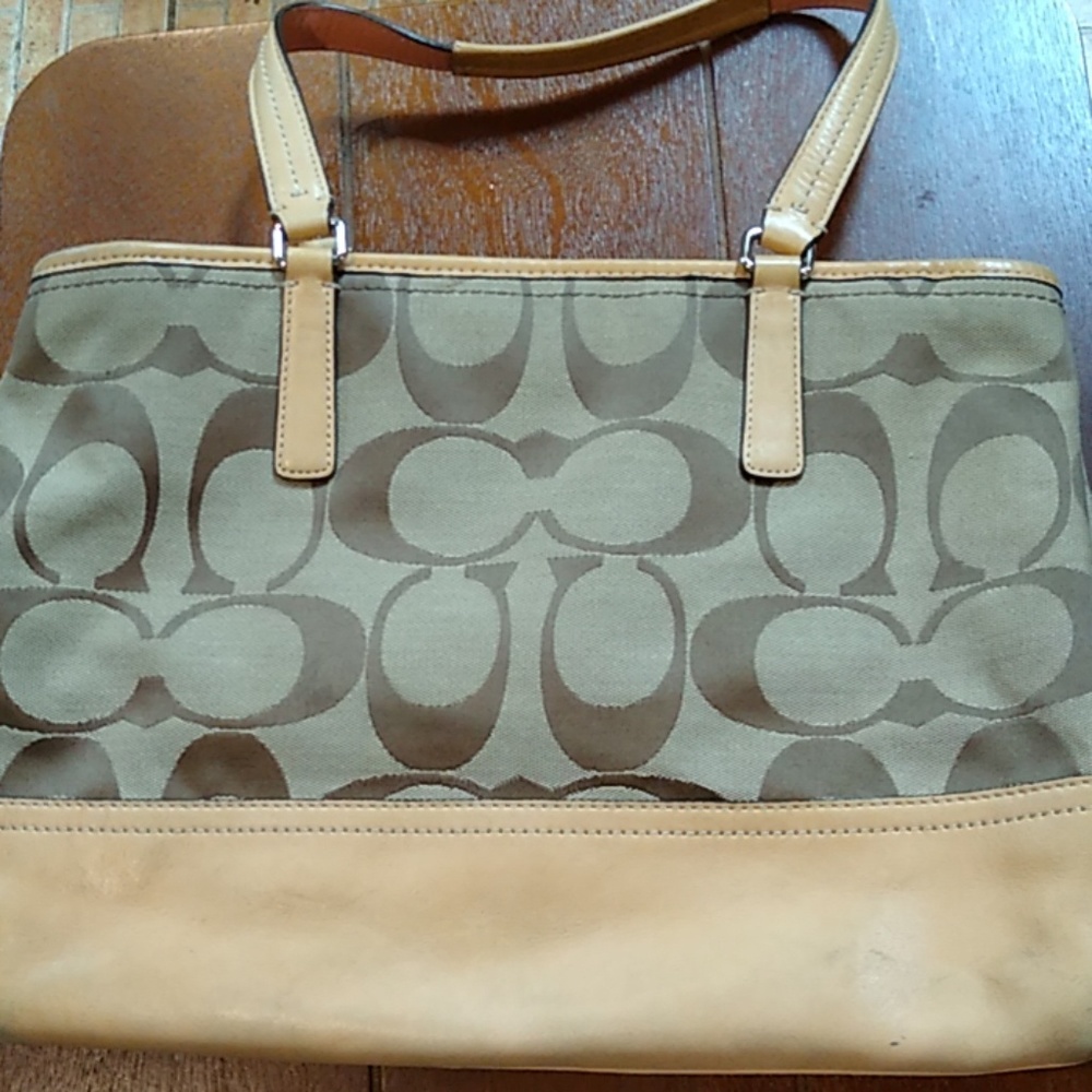 Authentic Coach purse